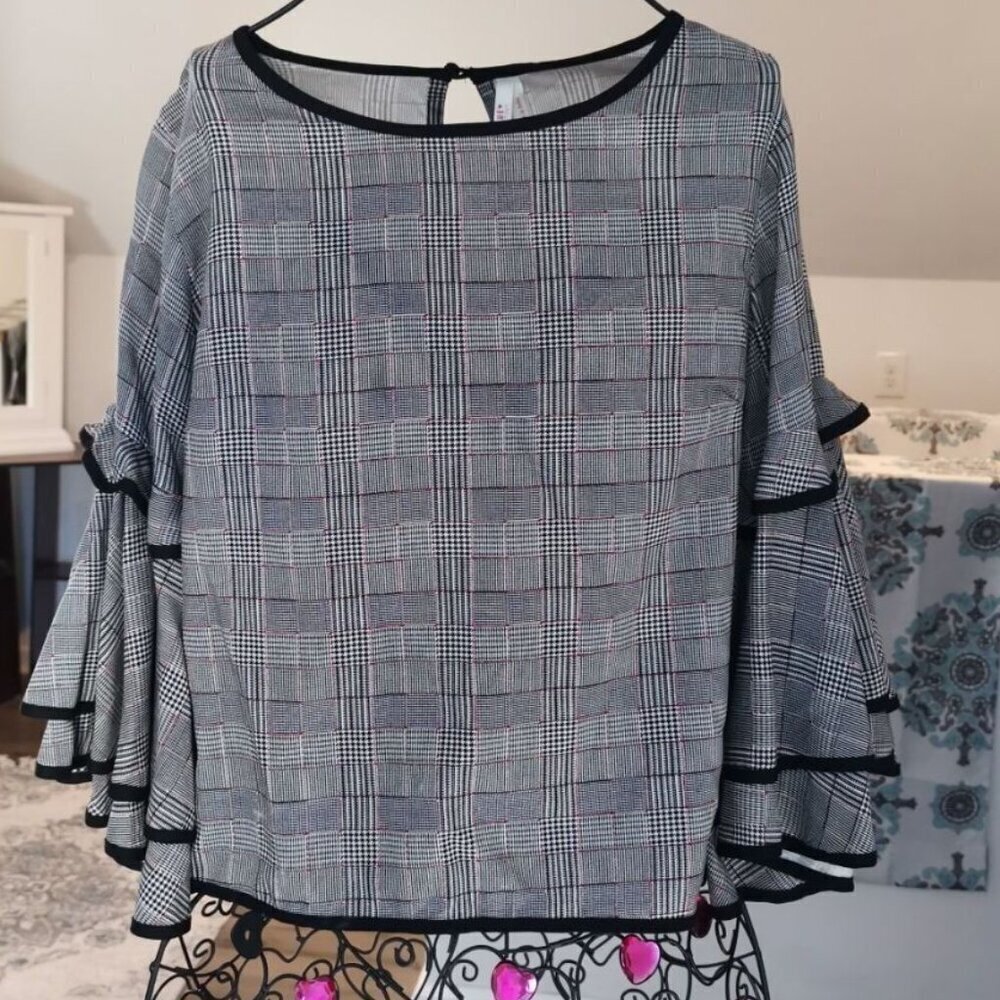 True destiny top plaid long sleeve - Picture 1 of 4